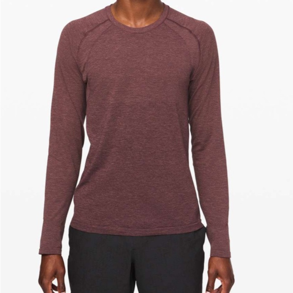 Lululemon Metal Vent Tech Long Sleeve 2.0
Red Dust / Arctic Plum